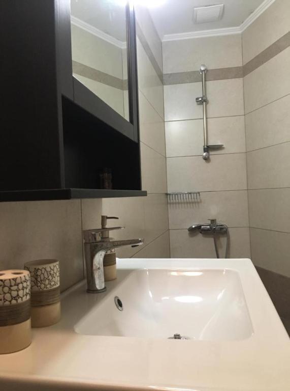 Maistrali Studio With Sea View Apartment Лутро Екстериор снимка